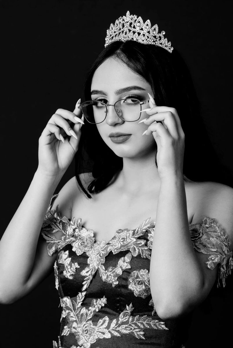 Sesión de Fotos en Estudio Fotográfico - Fotografía 15 Años en Ciudad del Este, Paraguay - foto 10