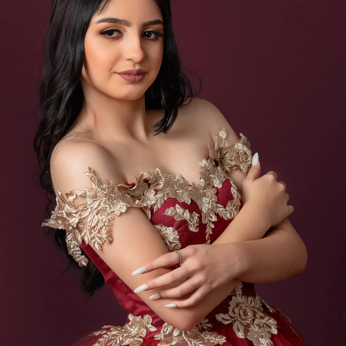 Sesión de Fotos en Estudio Fotográfico - Fotografía 15 Años en Ciudad del Este, Paraguay